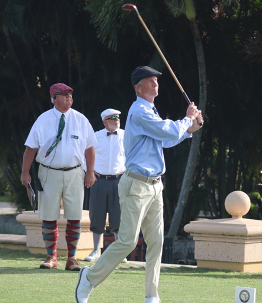 Brad Turner teeing off in the Florida Hickory Open