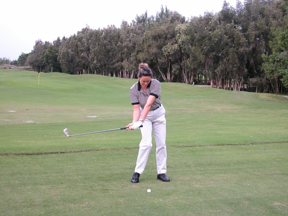 Mastering the Art of Your Golf Swing: The Importance of Arm Drop and Weight Shift Happening Together